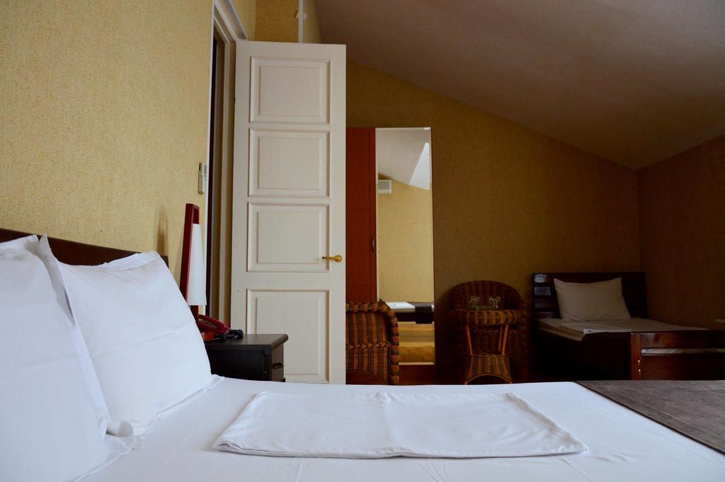 Argo Palace Tbilisi Room photo