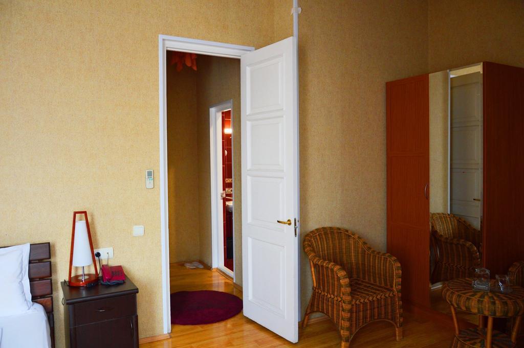 Argo Palace Tbilisi Room photo